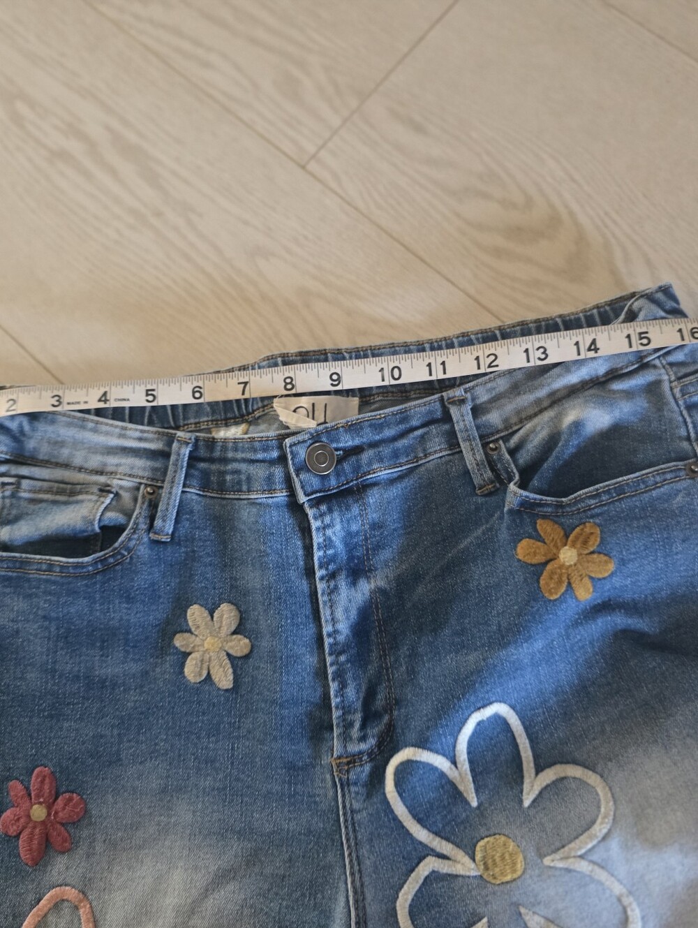 BAR X Oli & Hali Daisy Floral Embroidered Wide Leg Jeans Sz Large - Picture 7 of 11